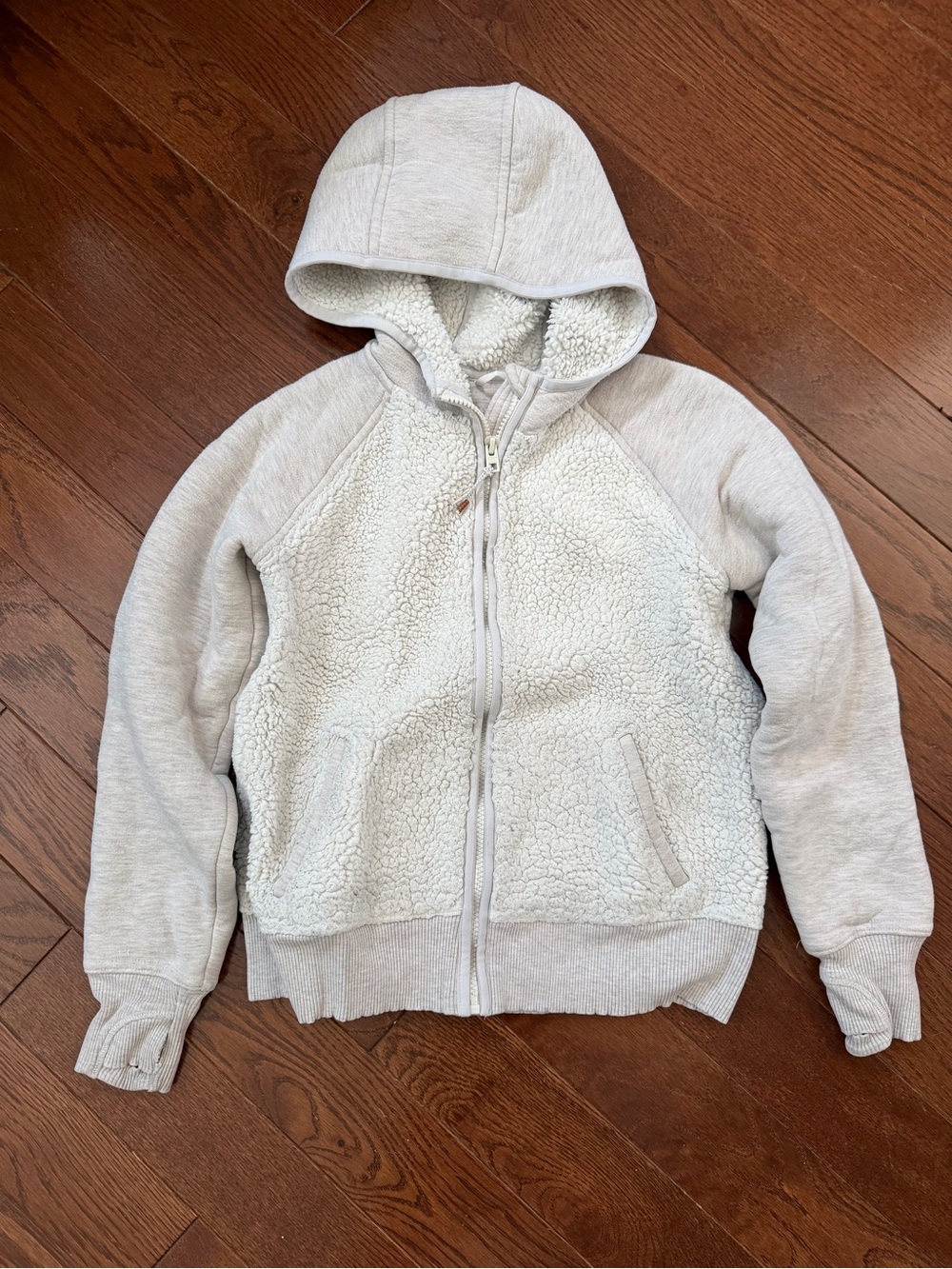 Girls Athleta Girl Kids Cozy Sherpa Hoodie in Off-white. Size Large (12).